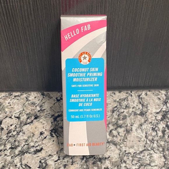 First Aid Beauty Coconut Skin Smoothie Priming Moisturizer 1.7oz. NEW & SEALED - Picture 3 of 7